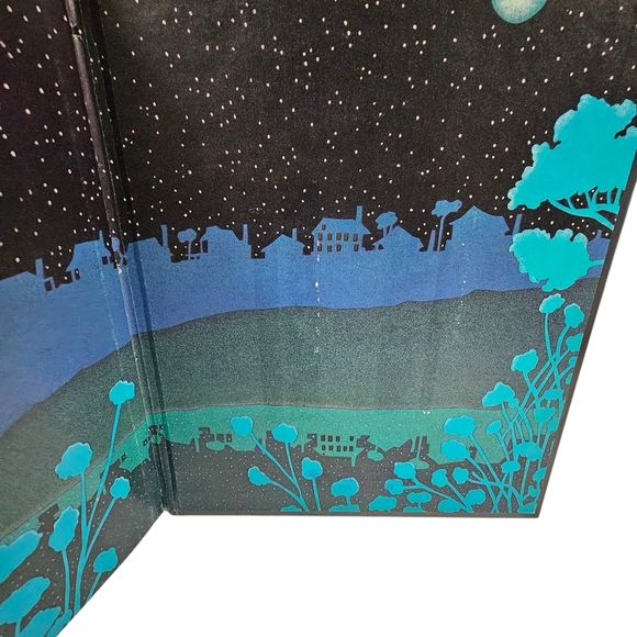 VINTAGE 1993 RELEASE OF THE 1955 SWITCH ON THE NIGHT BY RAY BRADBURY STORY BOOK - Picture 7 of 7